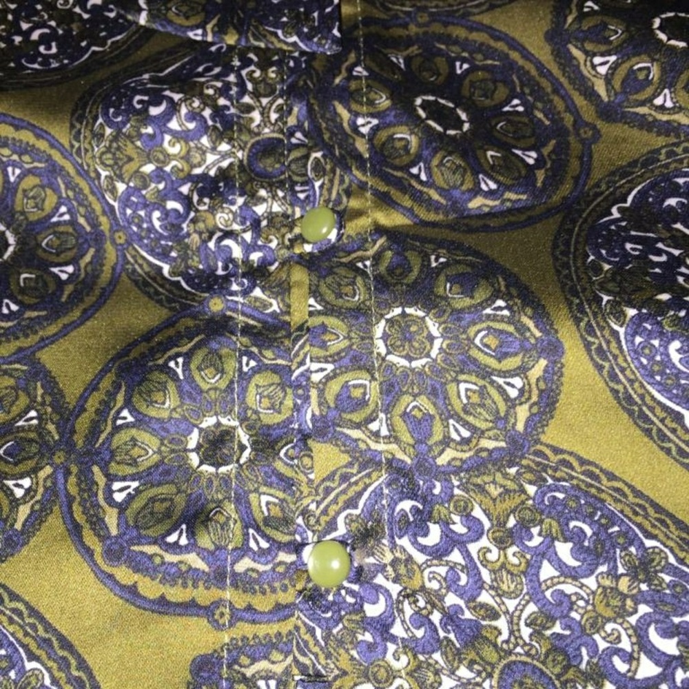 Sold locally PRICE DROP ✨Apt 9 Ruffled Top - Picture 3 of 4